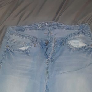 Wallflower lightwash skinny jeans